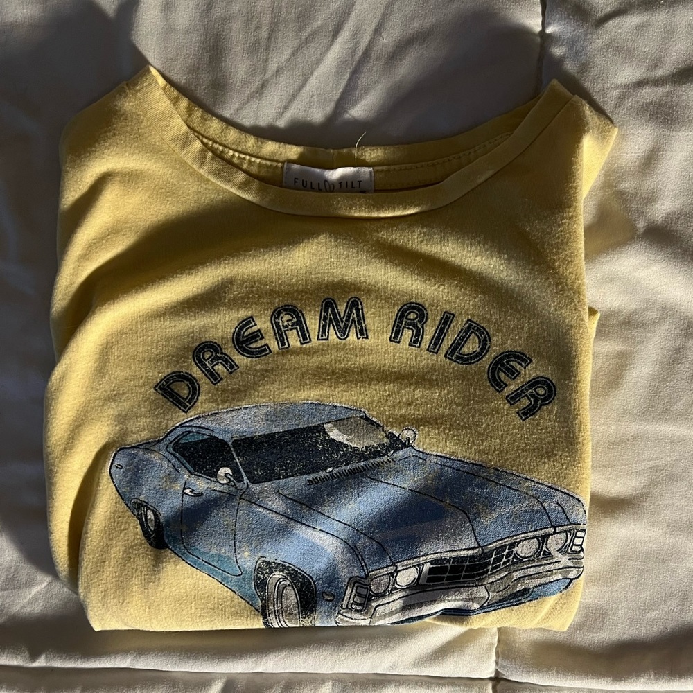 Retro Car Graphic Women’s Tee
